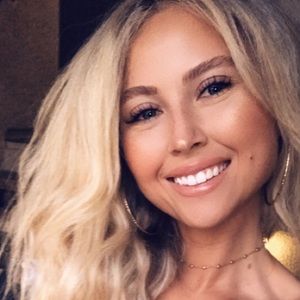 Meet your Posher, Taylor